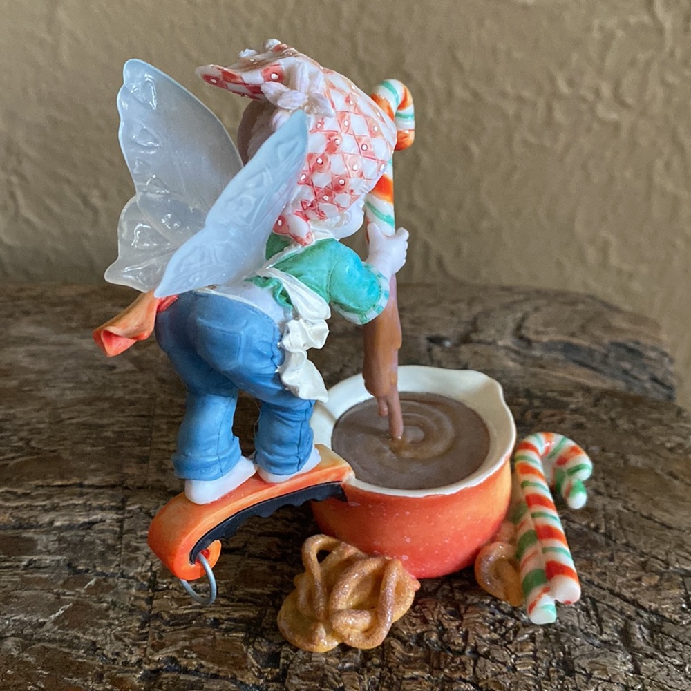 🧚‍♀️My Little Kitchen Fairies🧚‍♀️Little Dipsy Candy Cane Figurine - Picture 2 of 8